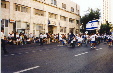 Parade2.jpg (8237 bytes)